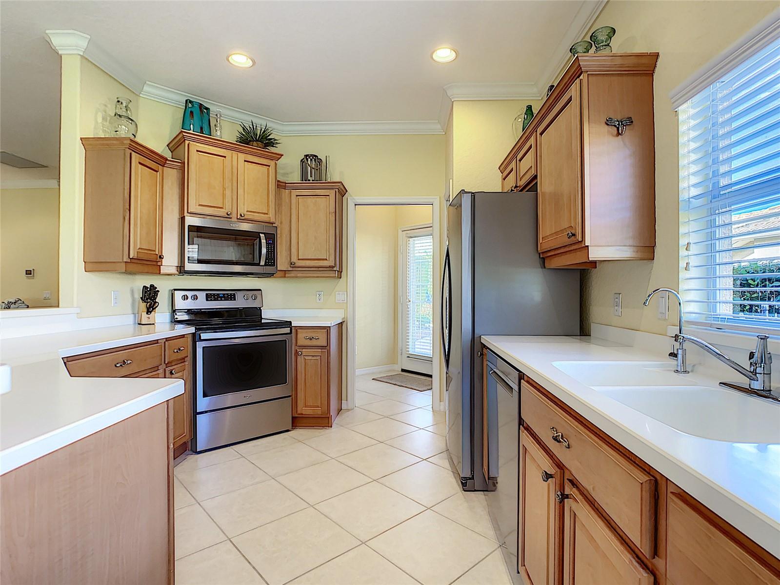 375 Fairway Isles Ln Property Photo 15