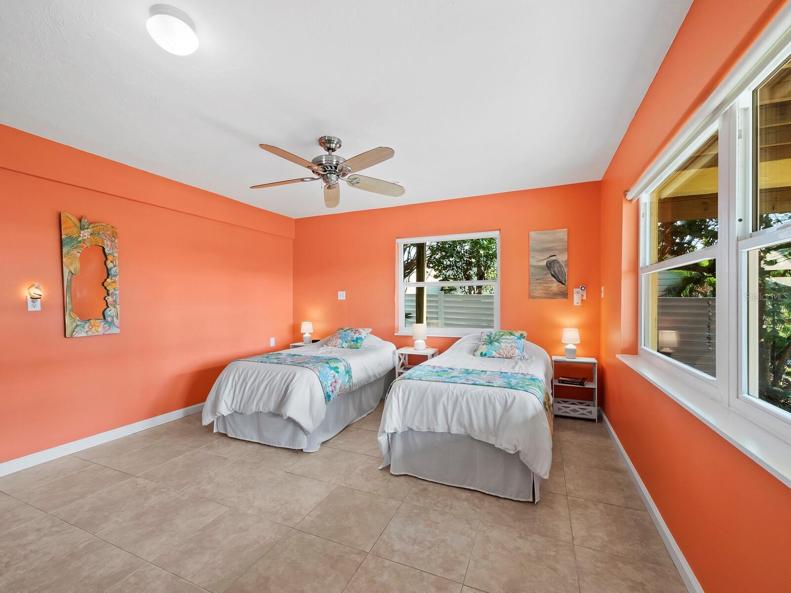 691 Linley St Property Photo 9