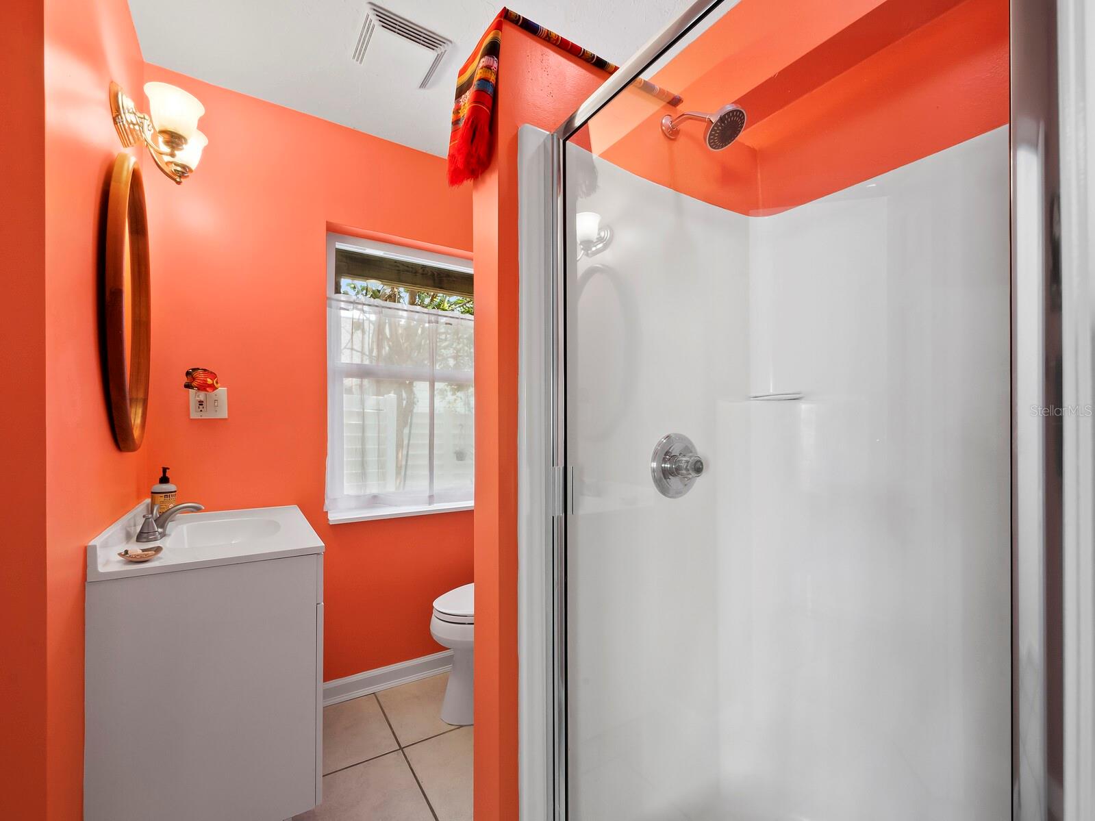 691 Linley St Property Photo 13