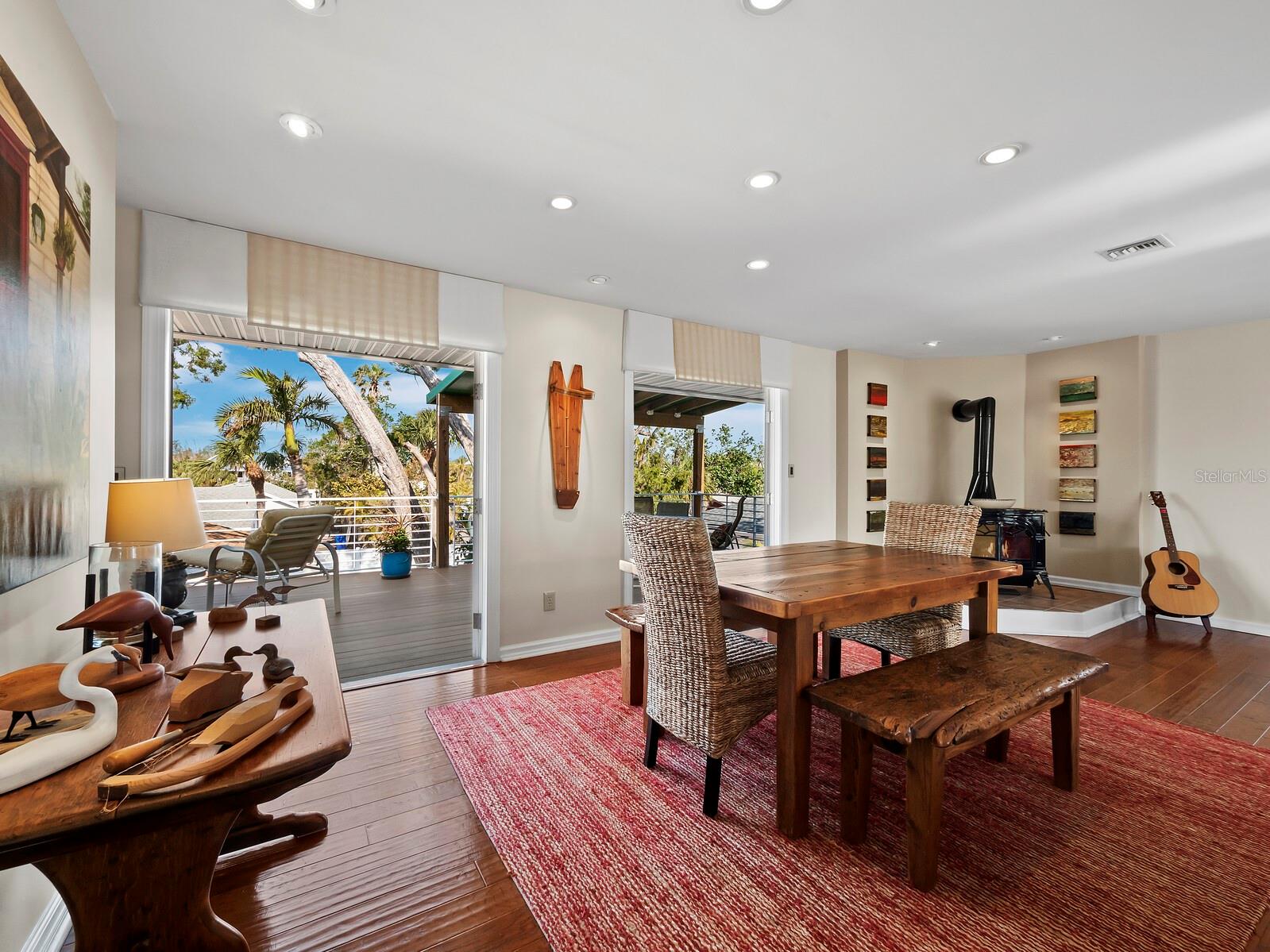 691 Linley St Property Photo 25