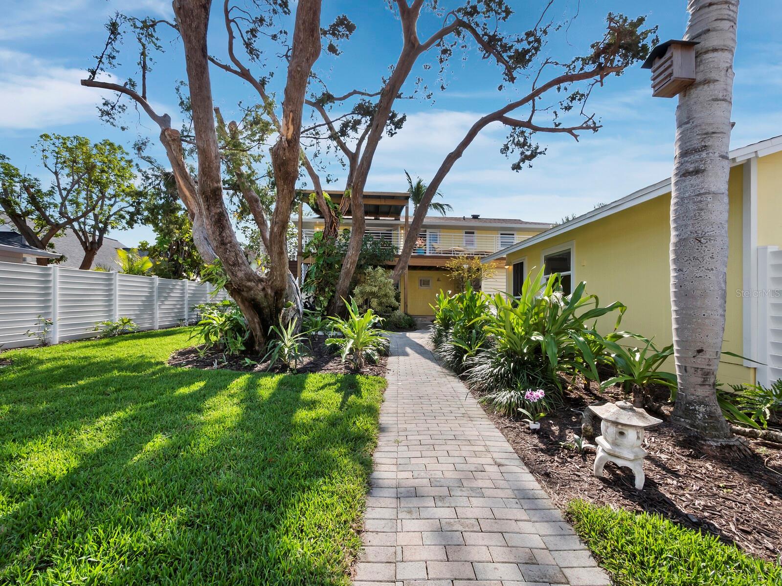 691 Linley St Property Photo 54