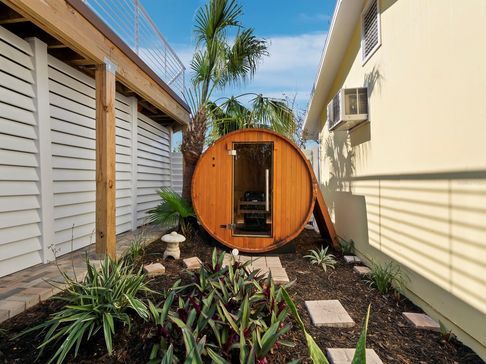 691 Linley St Property Photo 56