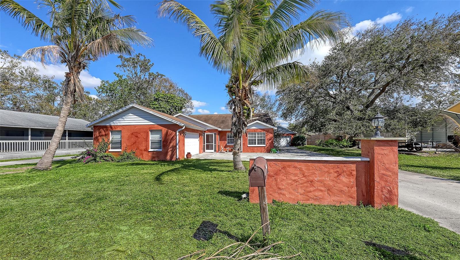 829 Gantt Ave Property Photo