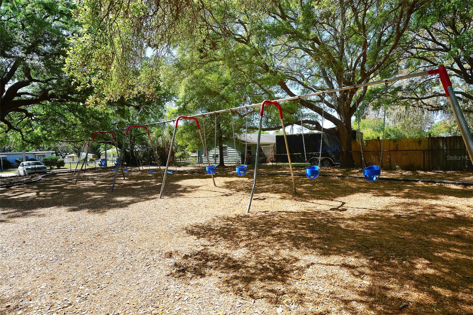 2130 Temple St Property Photo 35