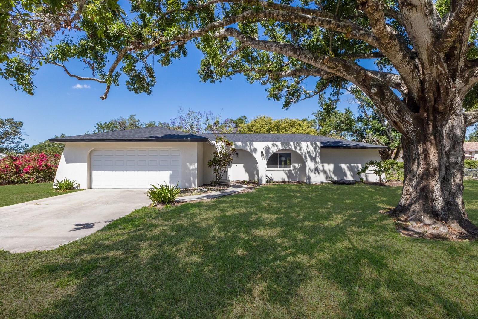 7382 Lockwood Ridge Rd Property Photo
