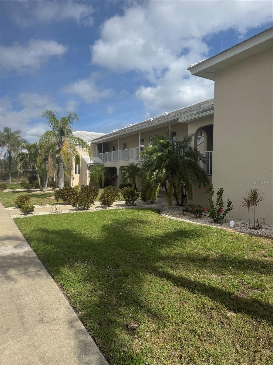 220 Coldeway Dr #124 Property Photo