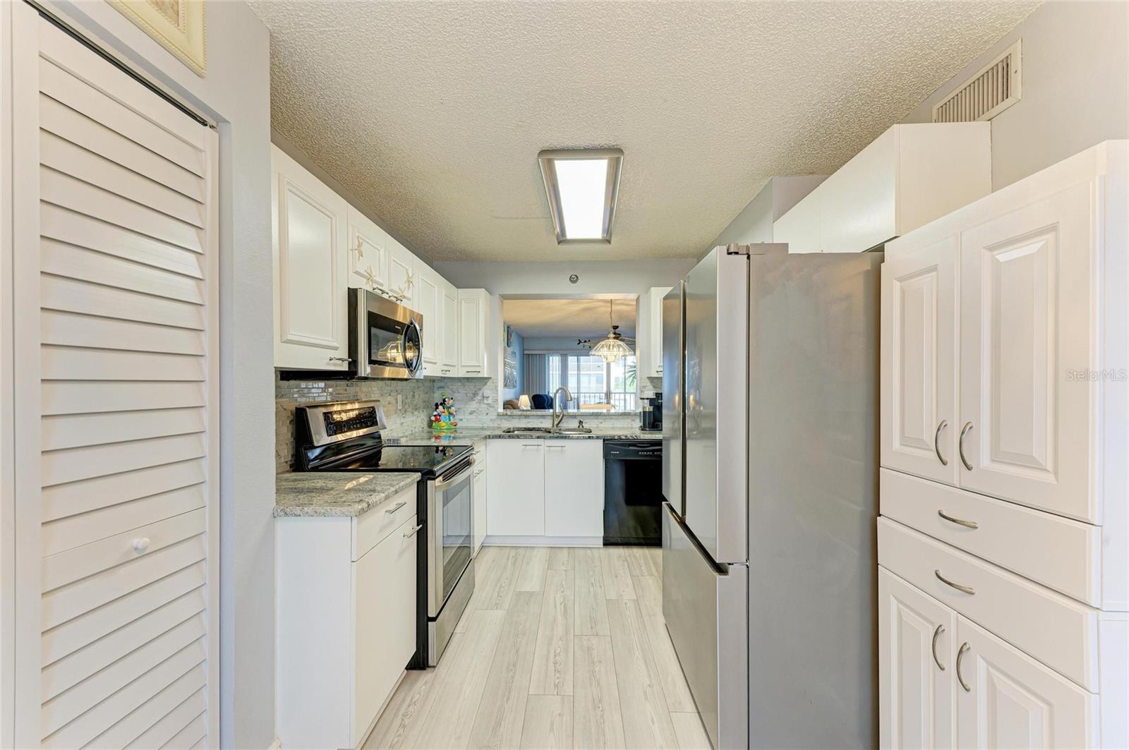 3980 Ironwood Cir #206 Property Photo 8
