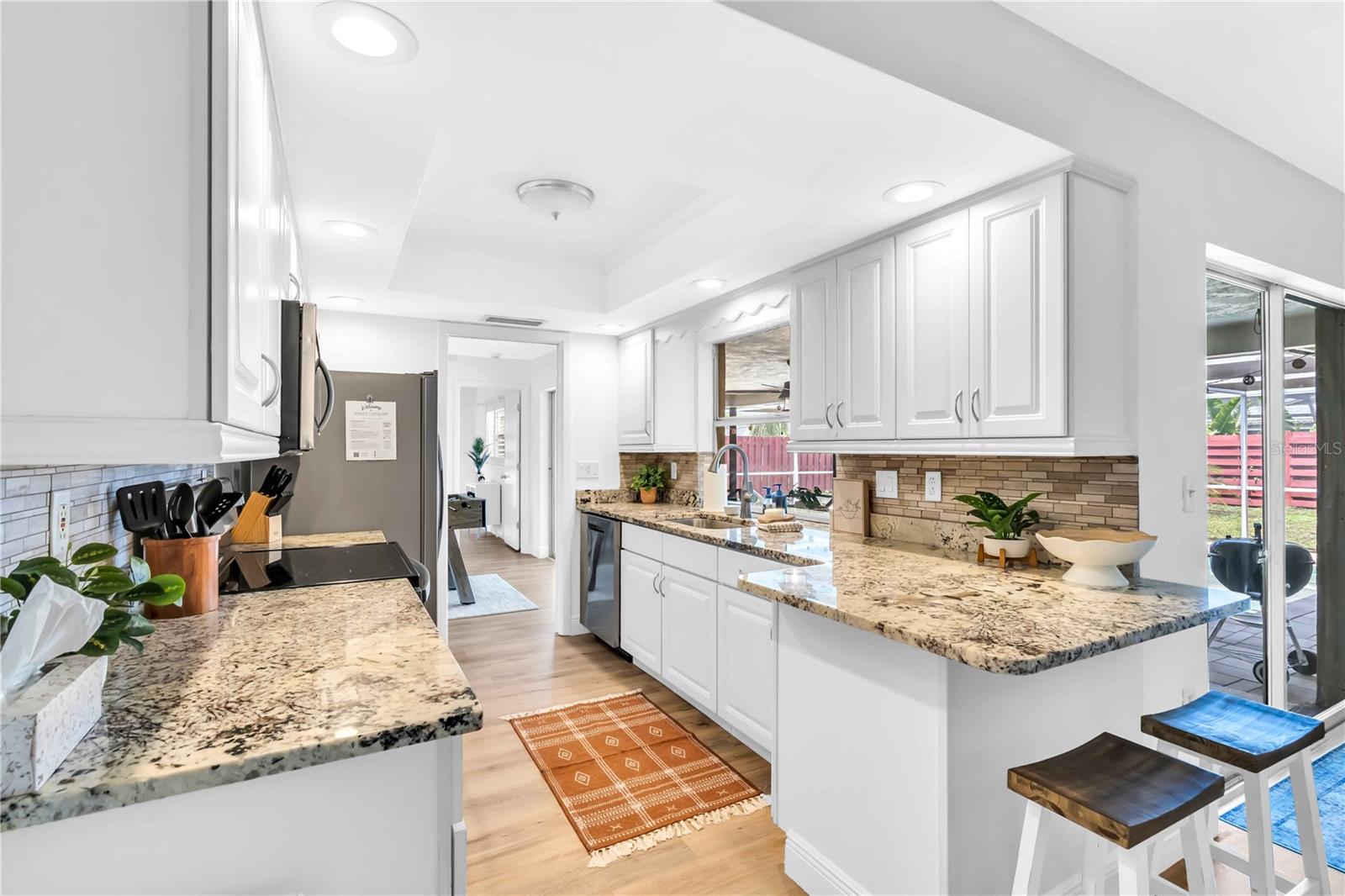 2921 Captiva Dr Property Photo 19