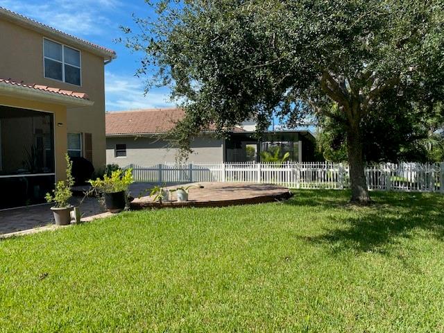 2720 Blue Cypress Lake Ct Property Photo 24