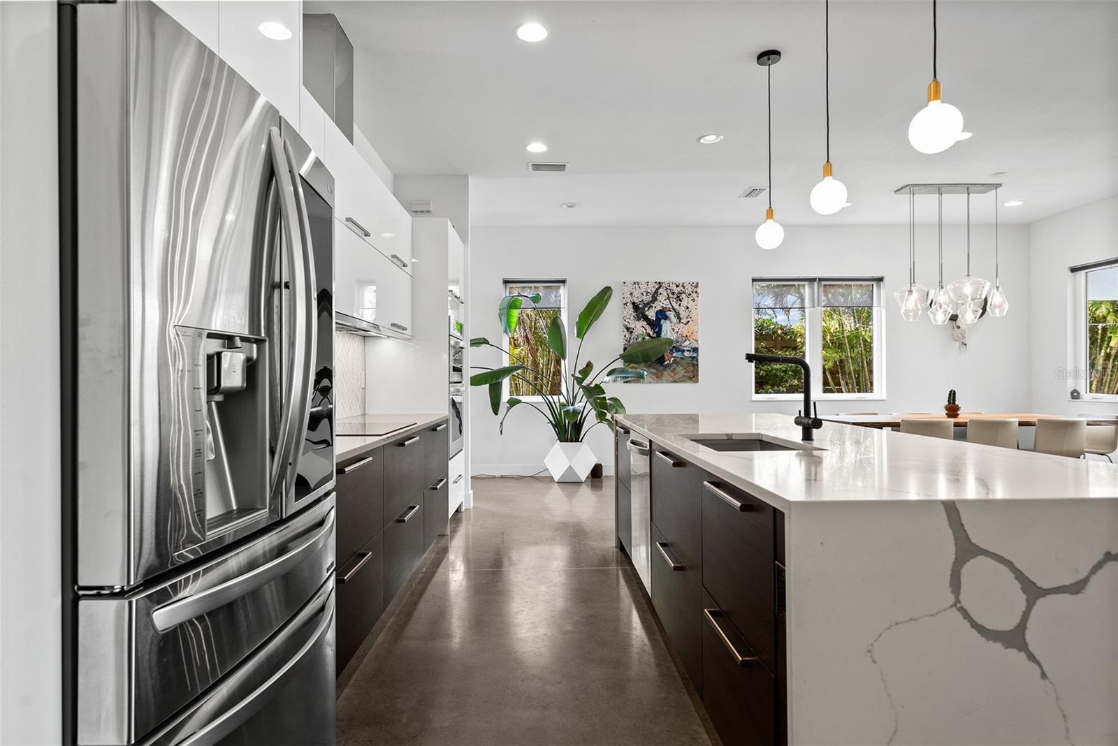 2305 Pine Ter Property Photo 14