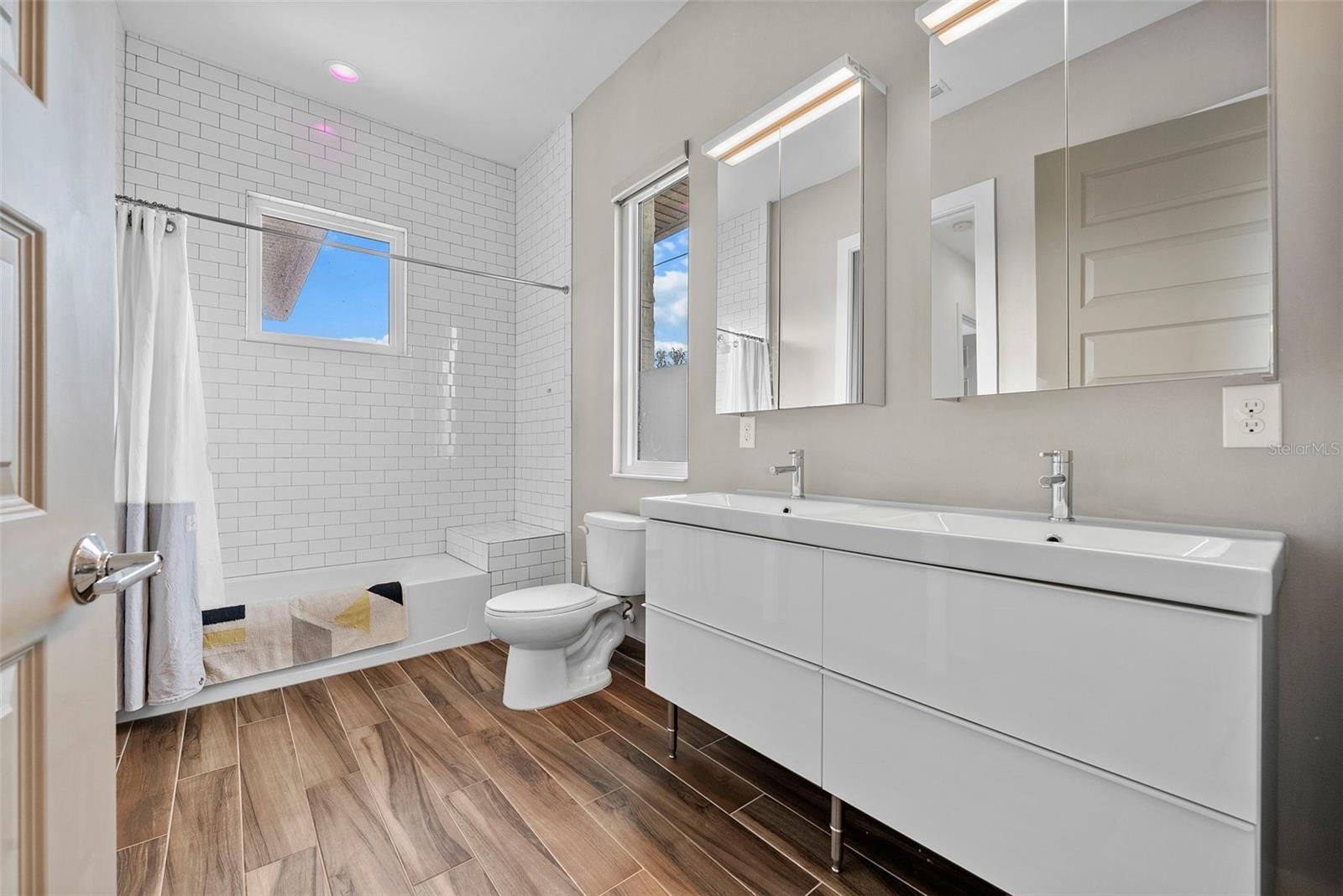 2305 Pine Ter Property Photo 77