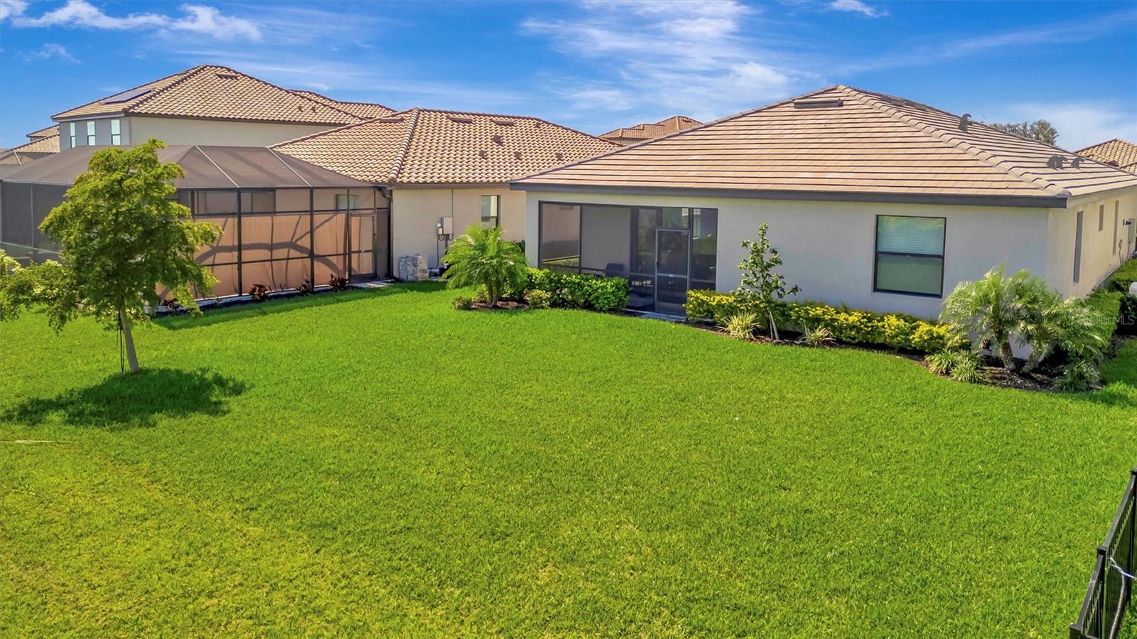 5317 Coral Reef Way Property Photo 3