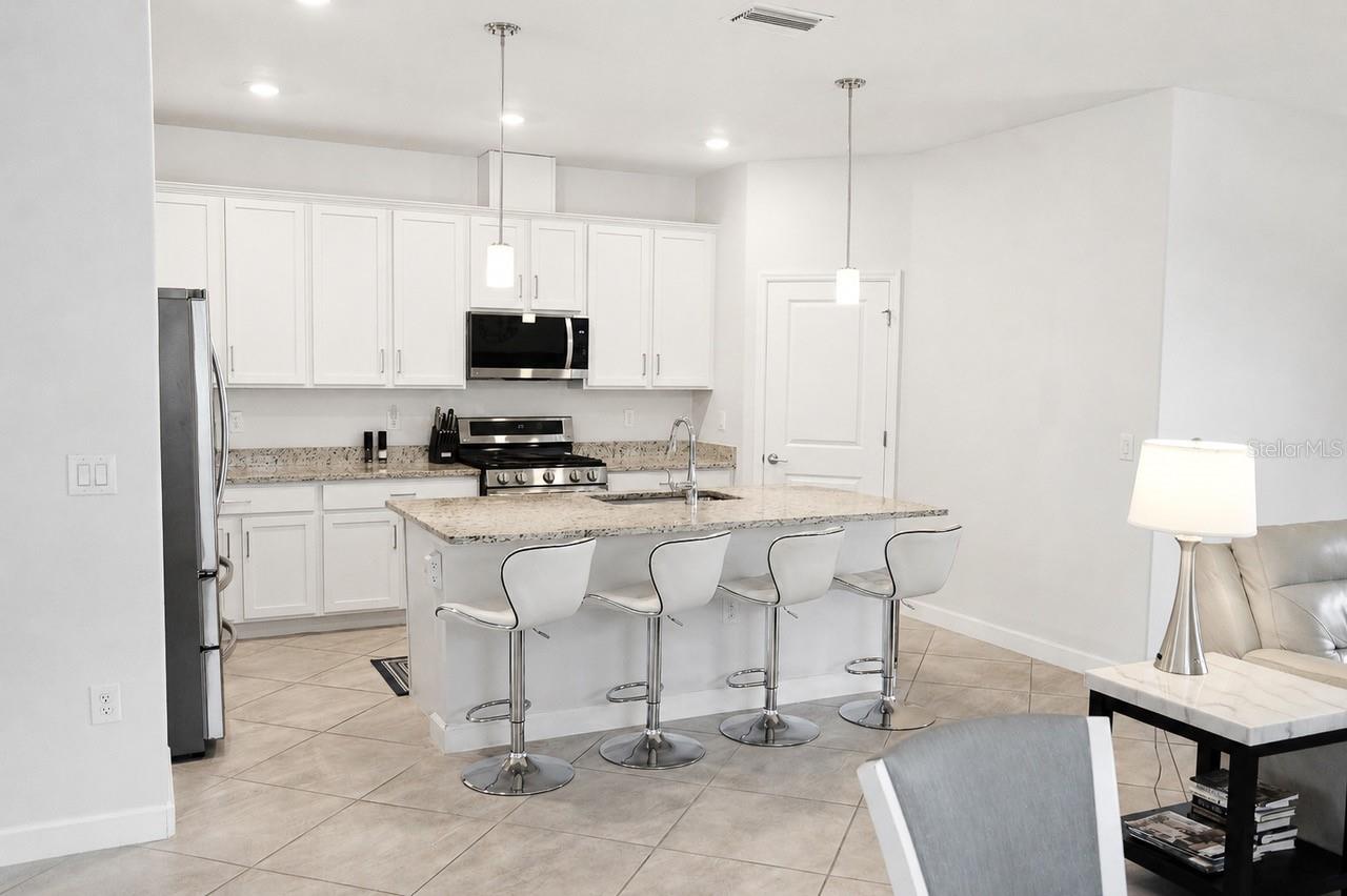 5317 Coral Reef Way Property Photo 4
