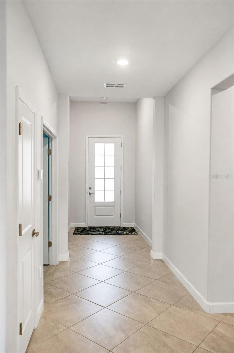 5317 Coral Reef Way Property Photo 18