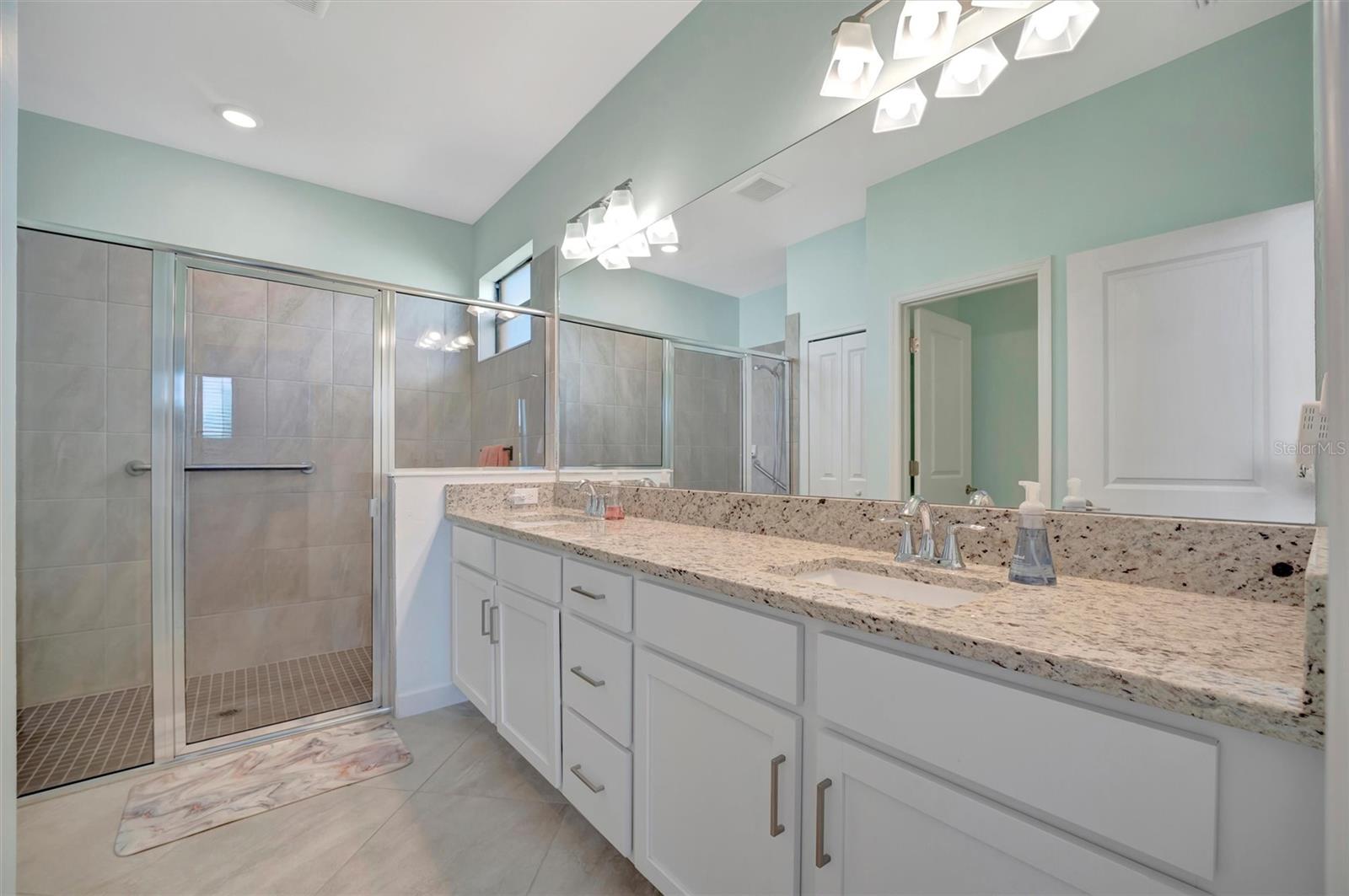 5317 Coral Reef Way Property Photo 30
