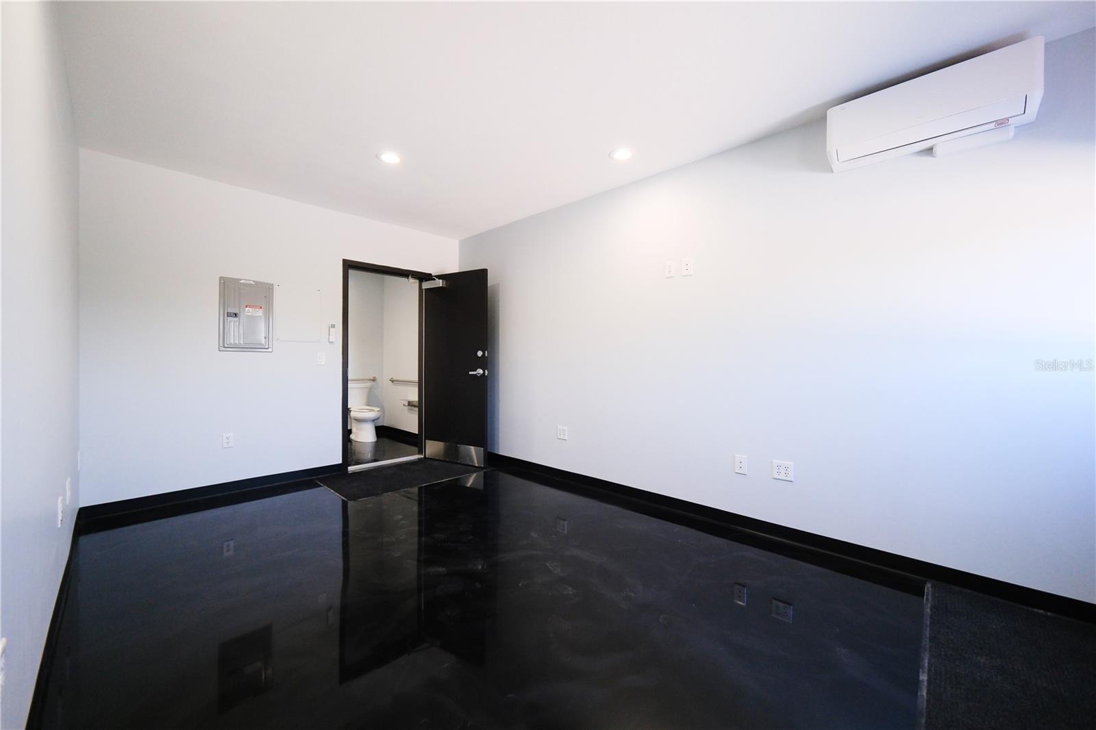 1812 13th St E Property Photo 15