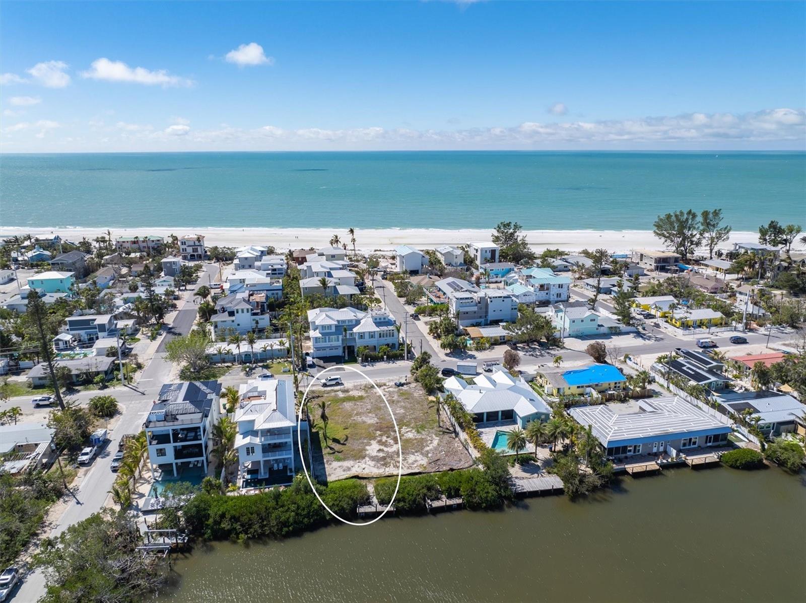 406 N Shore Dr Property Photo