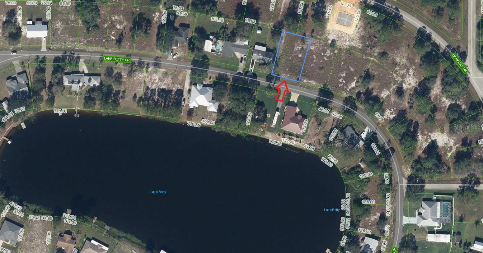 697 Lake Betty Dr Property Photo