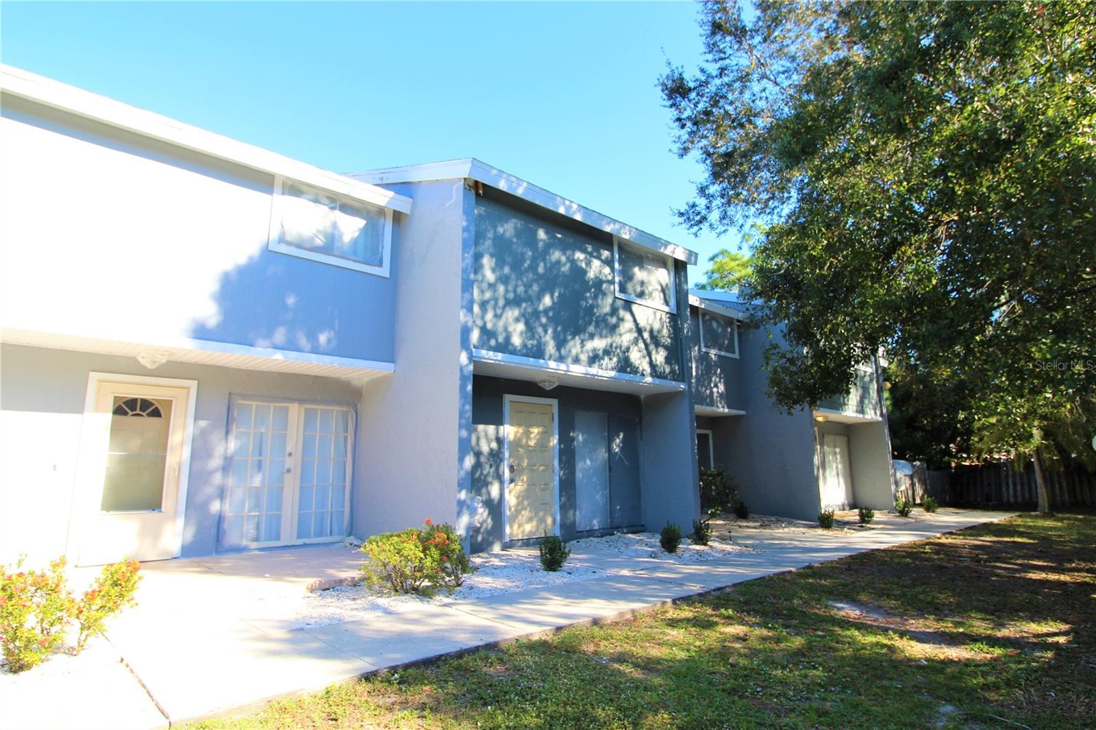 2743 Hope St #104 Property Photo
