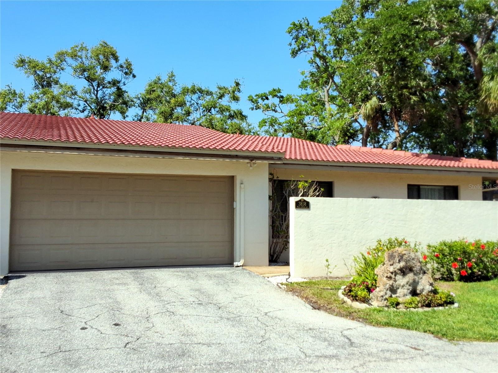 3818 Sun Eagle Ln Property Photo