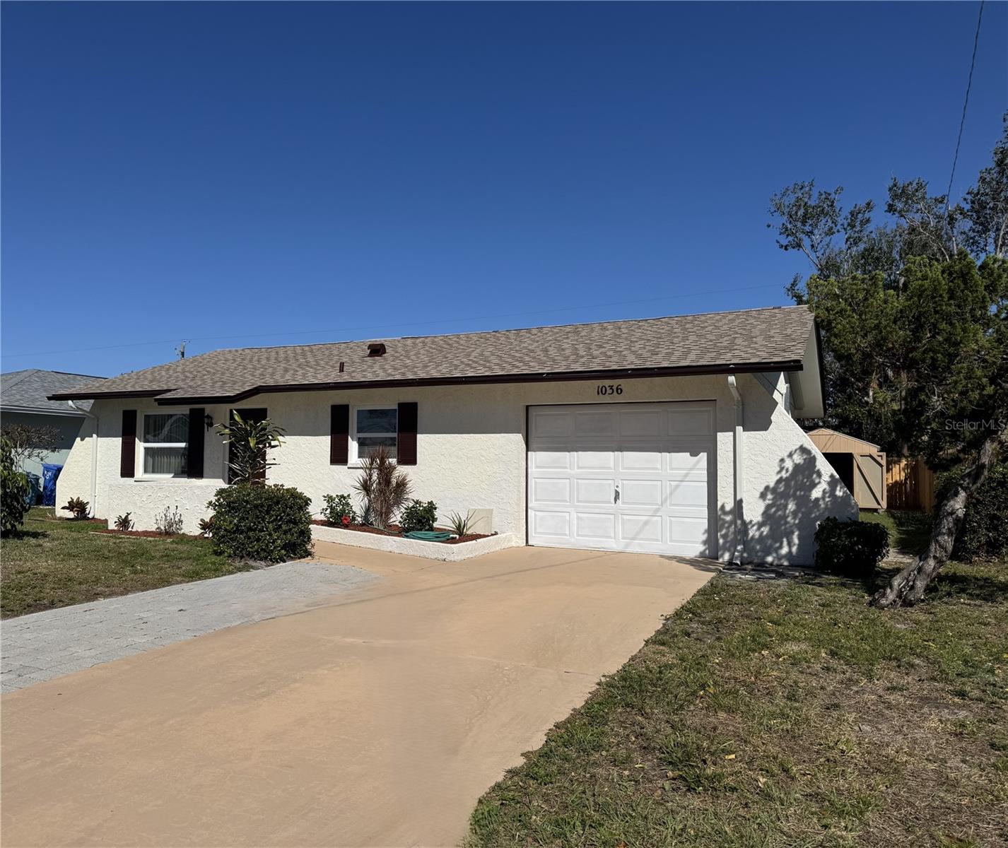 1036 Hope St Property Photo 1