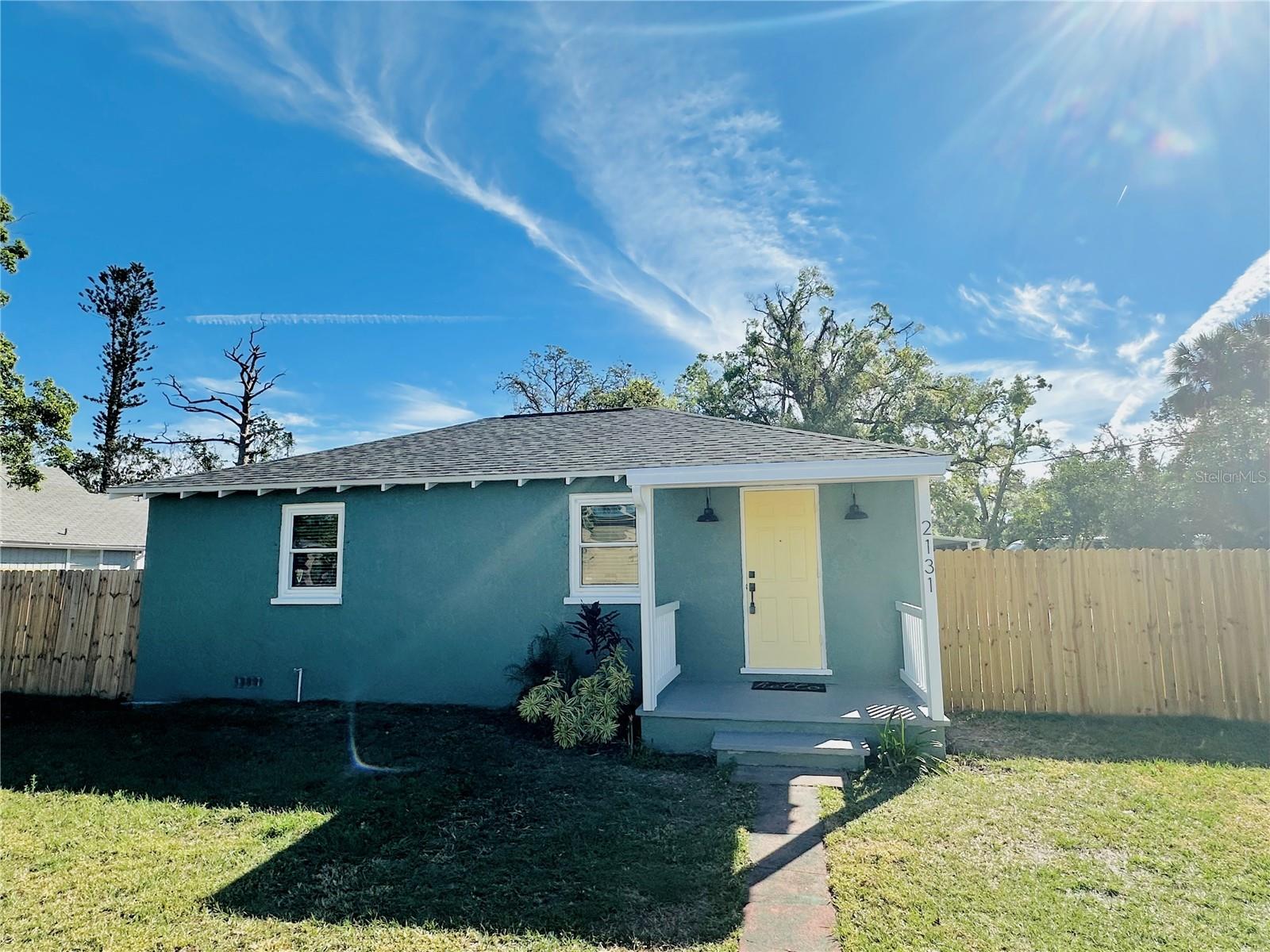 2131 13th St W Property Photo