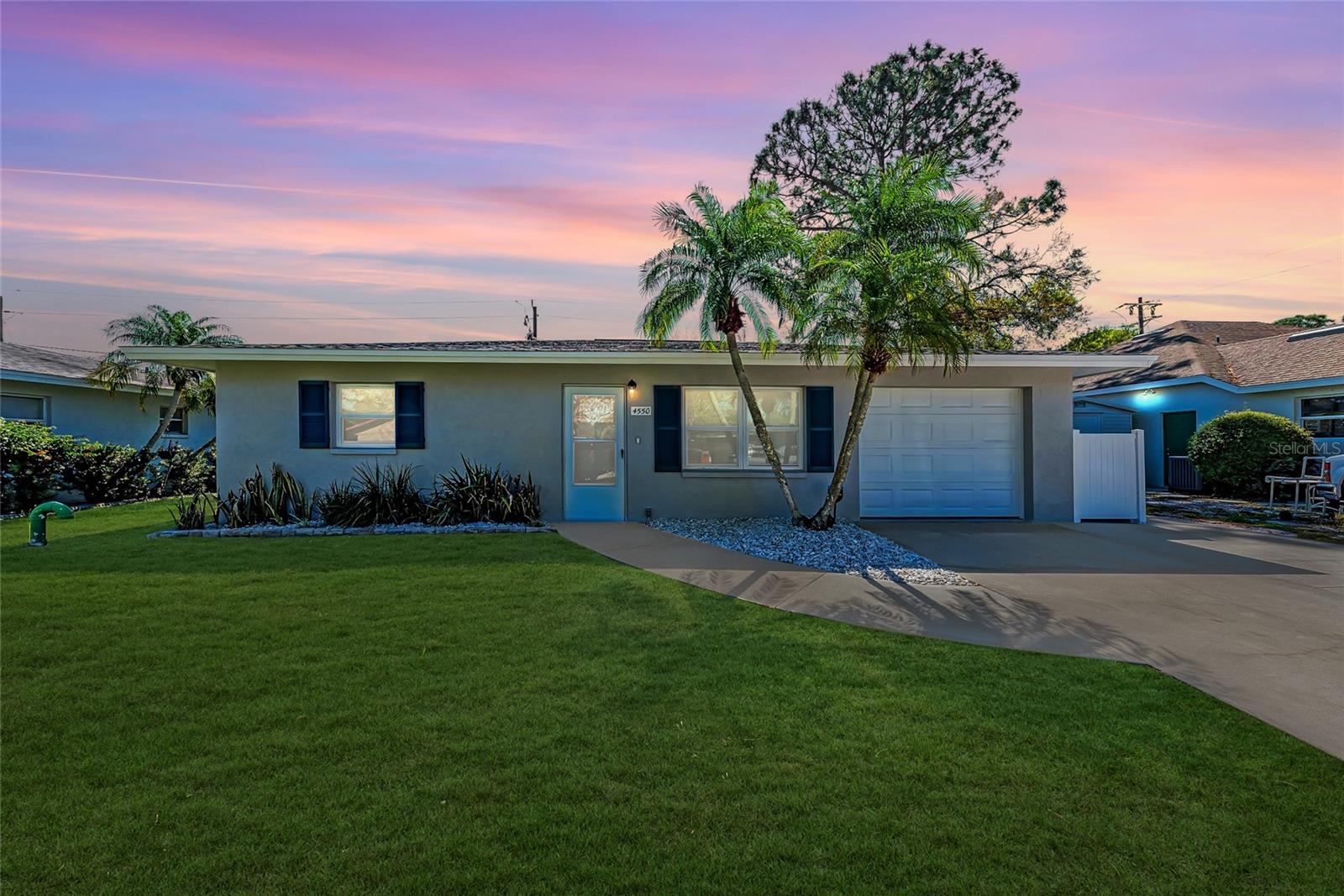 4550 Ardale St Property Photo