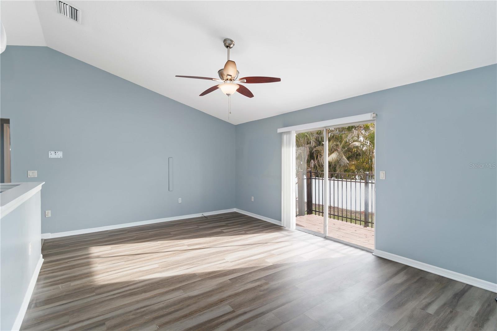 4527 86th Street Ct W Property Photo 19