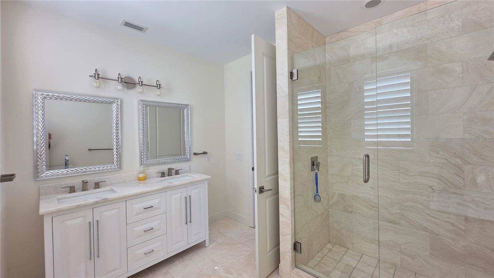 531 Birdie Ln Property Photo 35