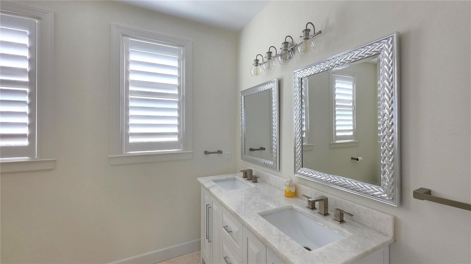 531 Birdie Ln Property Photo 36