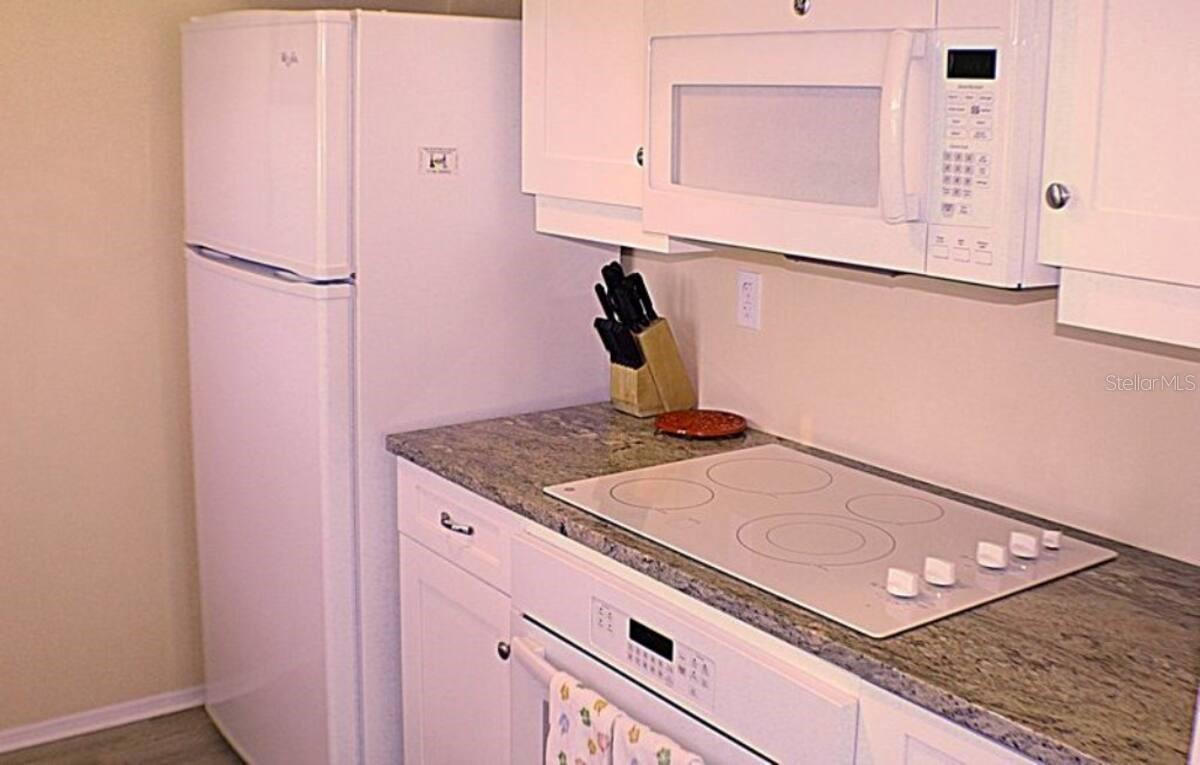 A4643971 Property Photo 3