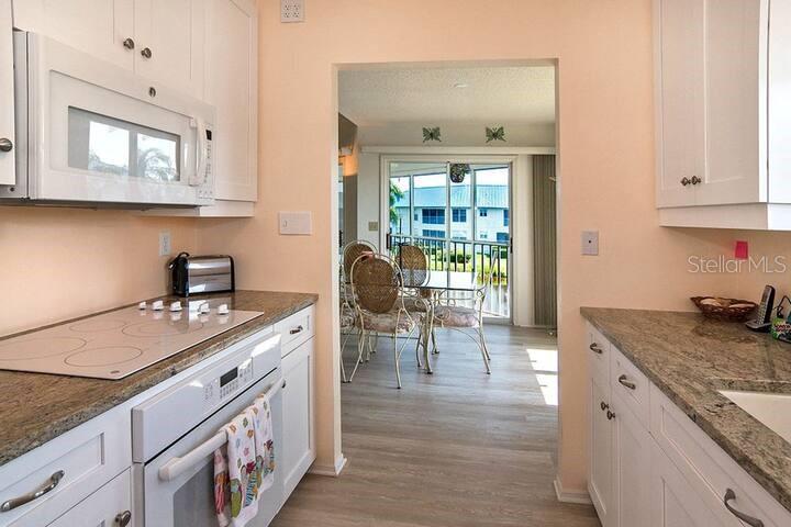 A4643971 Property Photo 4
