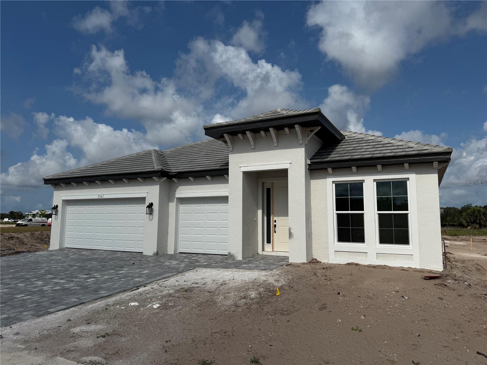 7561 Nighthawk Dr Property Photo 1