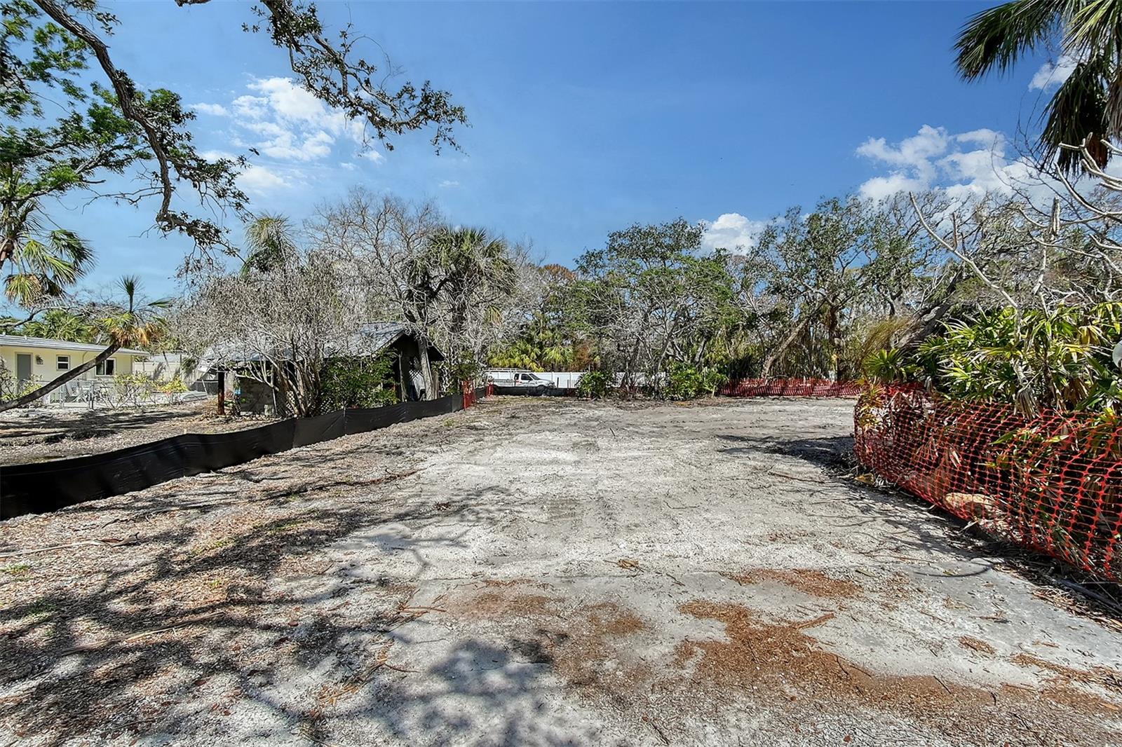 8504 Heron Lagoon Cir Property Photo 3