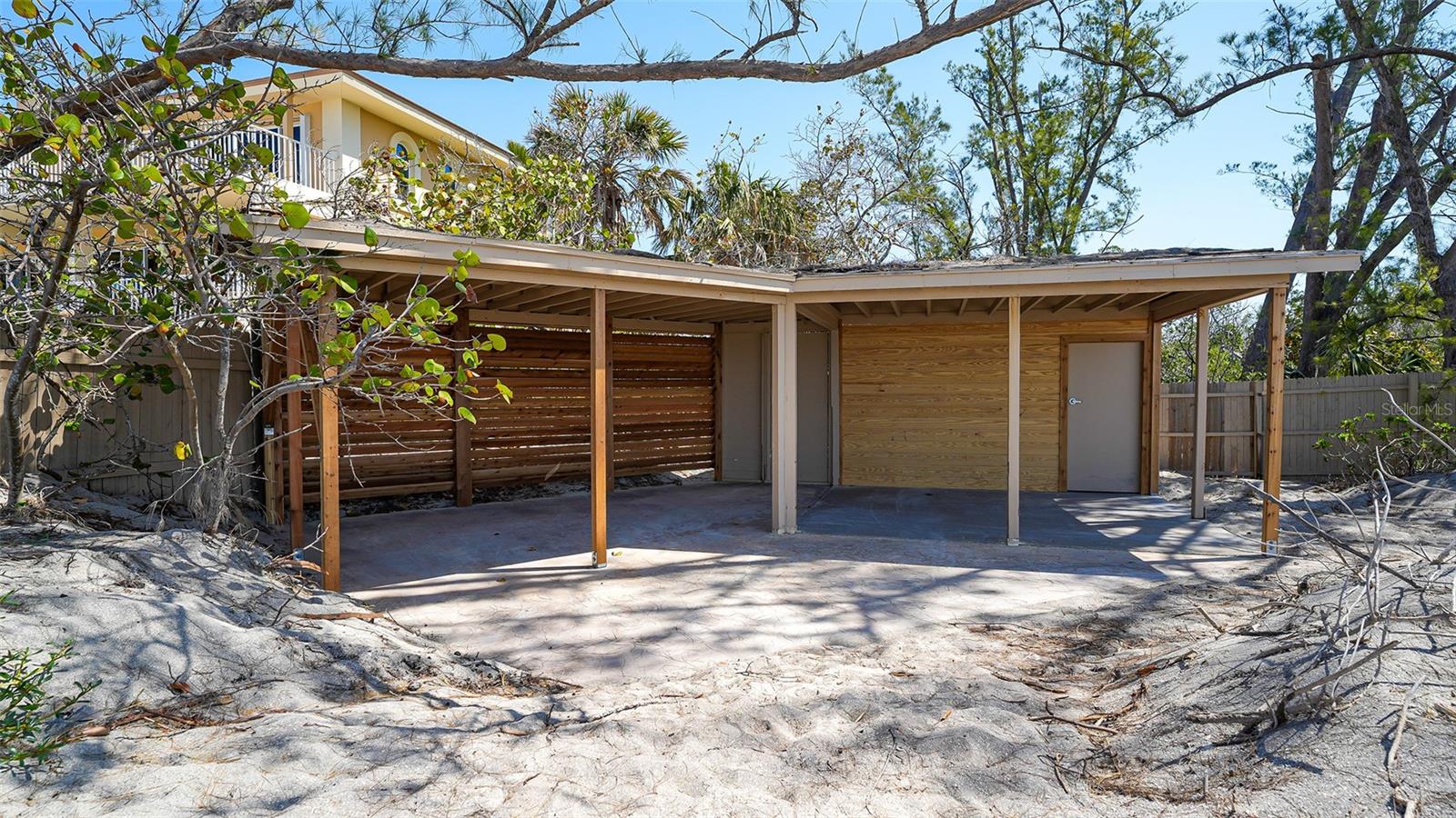 8504 Heron Lagoon Cir Property Photo 11