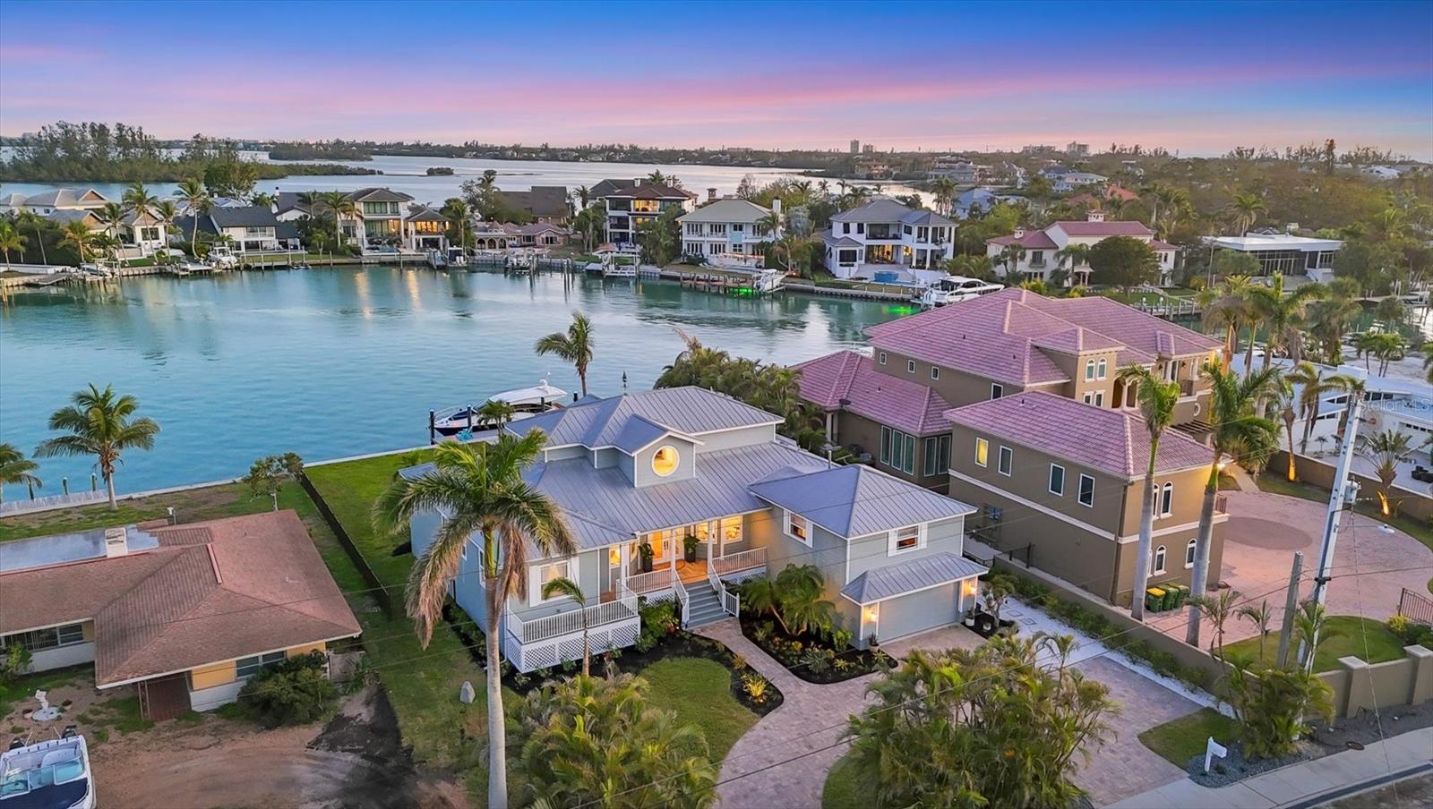 Sarasota High Real Estate Listings Main Image