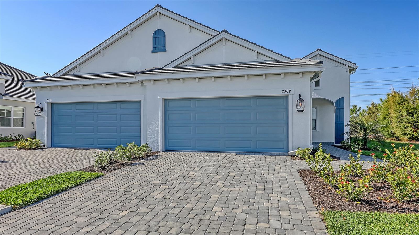 2309 Blue Mahoe Ln Property Photo
