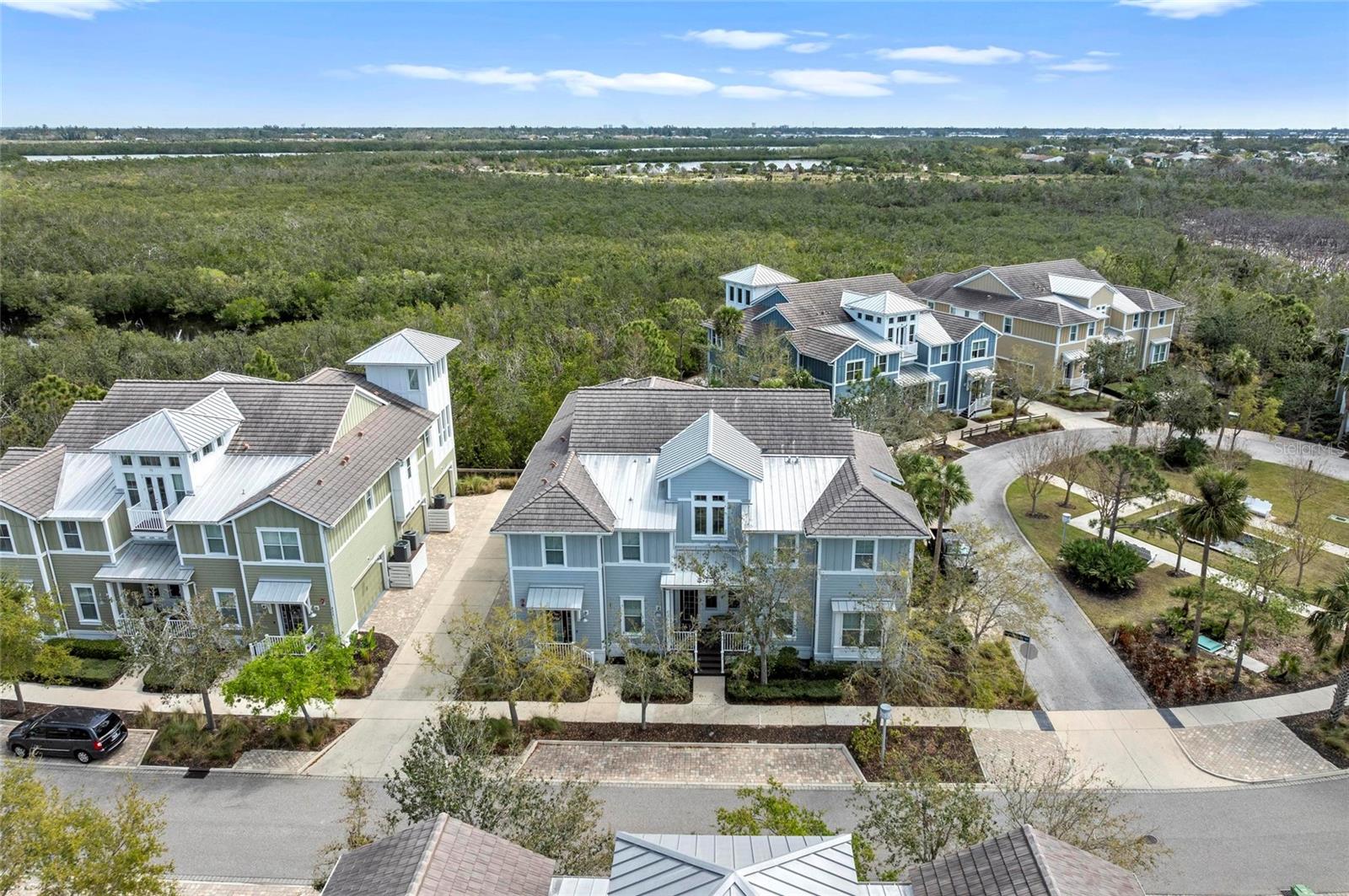 315 Sapphire Lake Dr #202 Property Photo