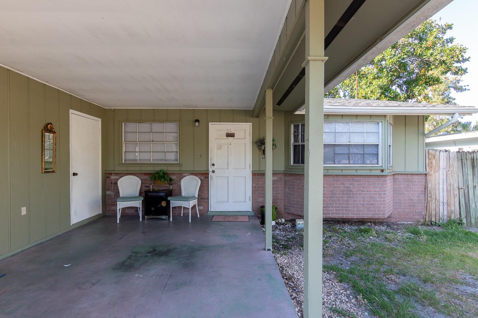 2814 52nd Avenue Dr W Property Photo 2