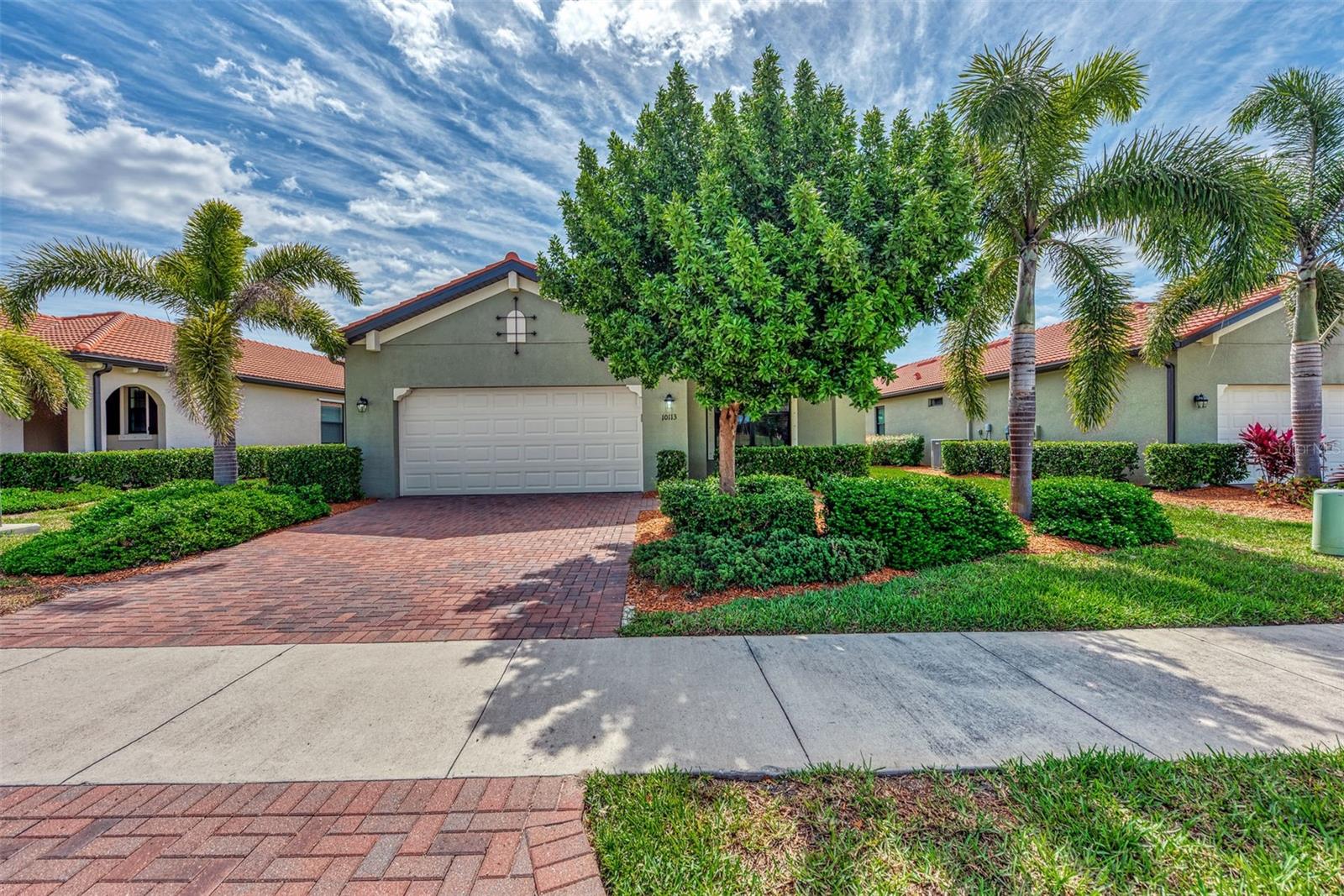 10113 Fiddlewood Dr Property Photo