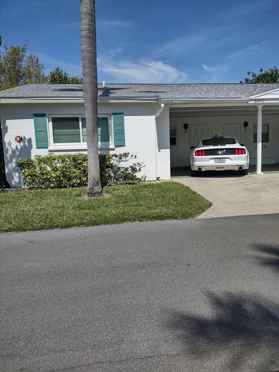34207 Real Estate Listings Main Image