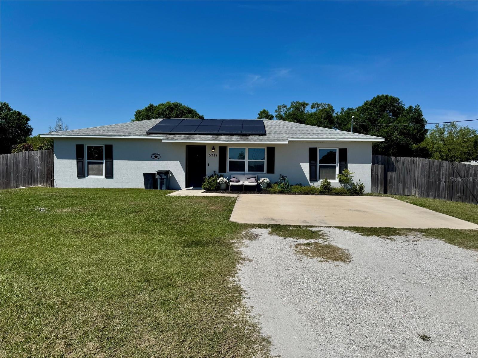 5717 Sw Shores Ave Property Photo