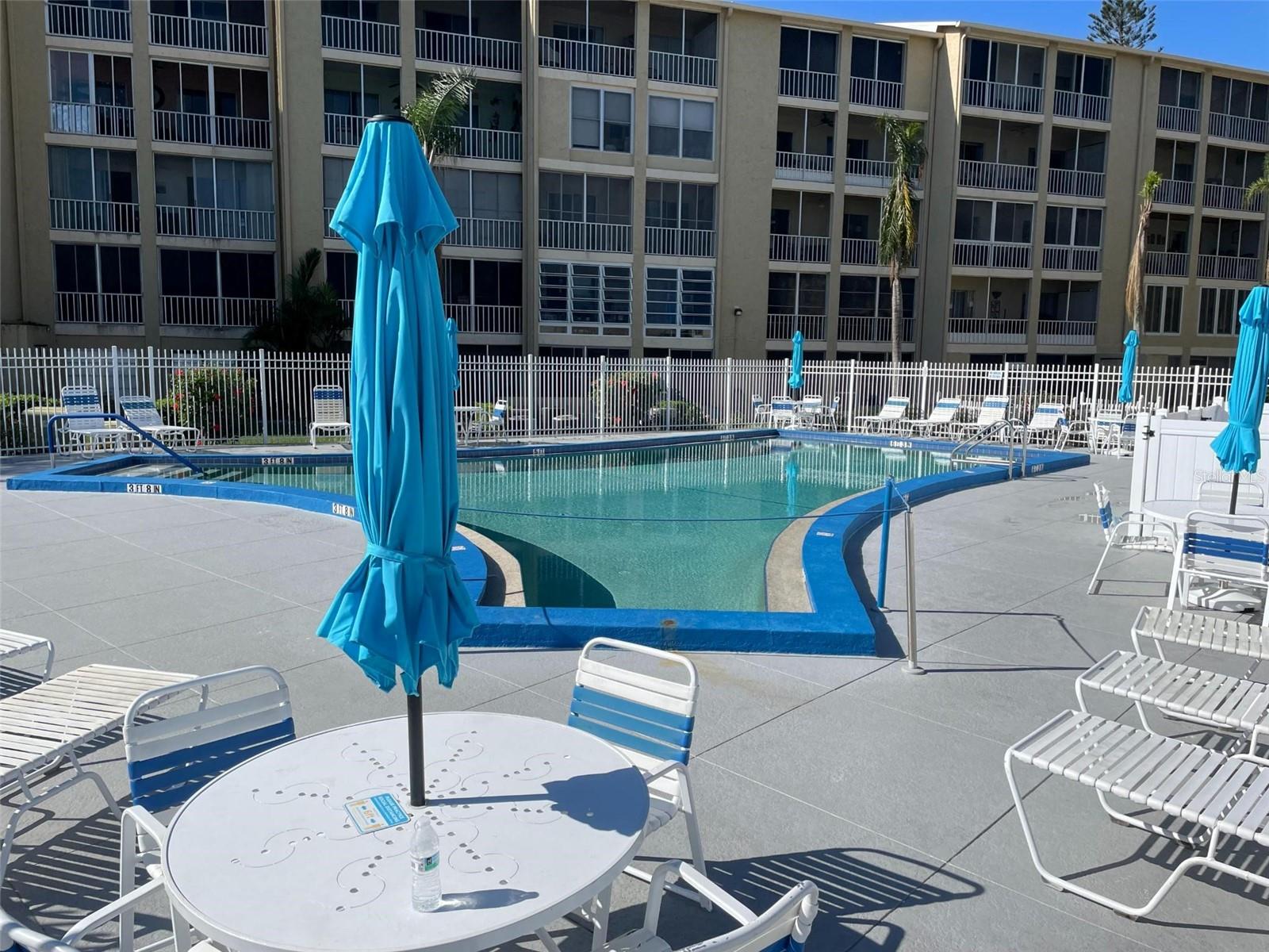 3706 Lake Bayshore Dr #414 Property Photo
