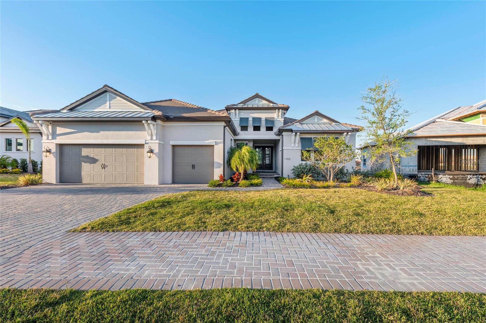 1702 4th St E St E Property Photo 8