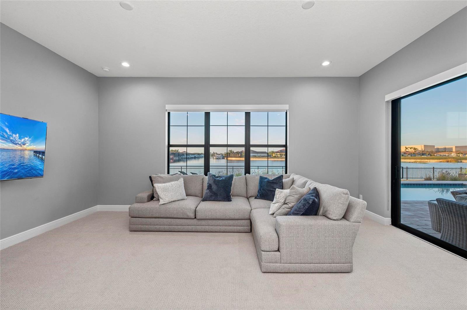 1702 4th St E St E Property Photo 27