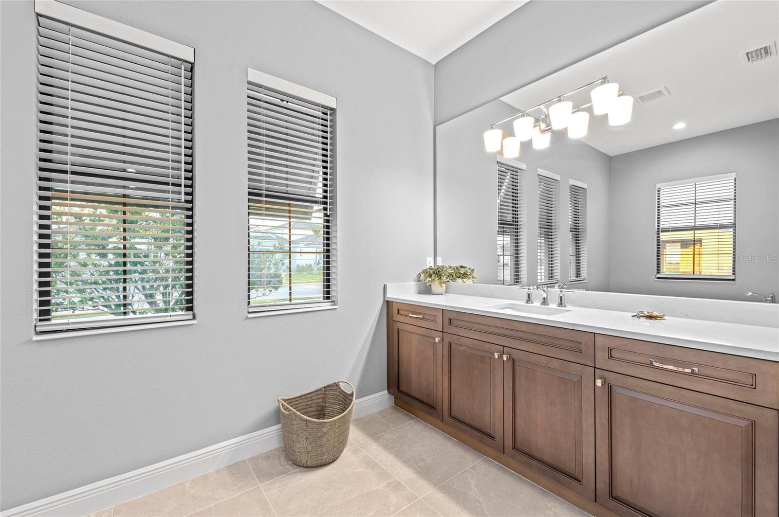 1702 4th St E St E Property Photo 40