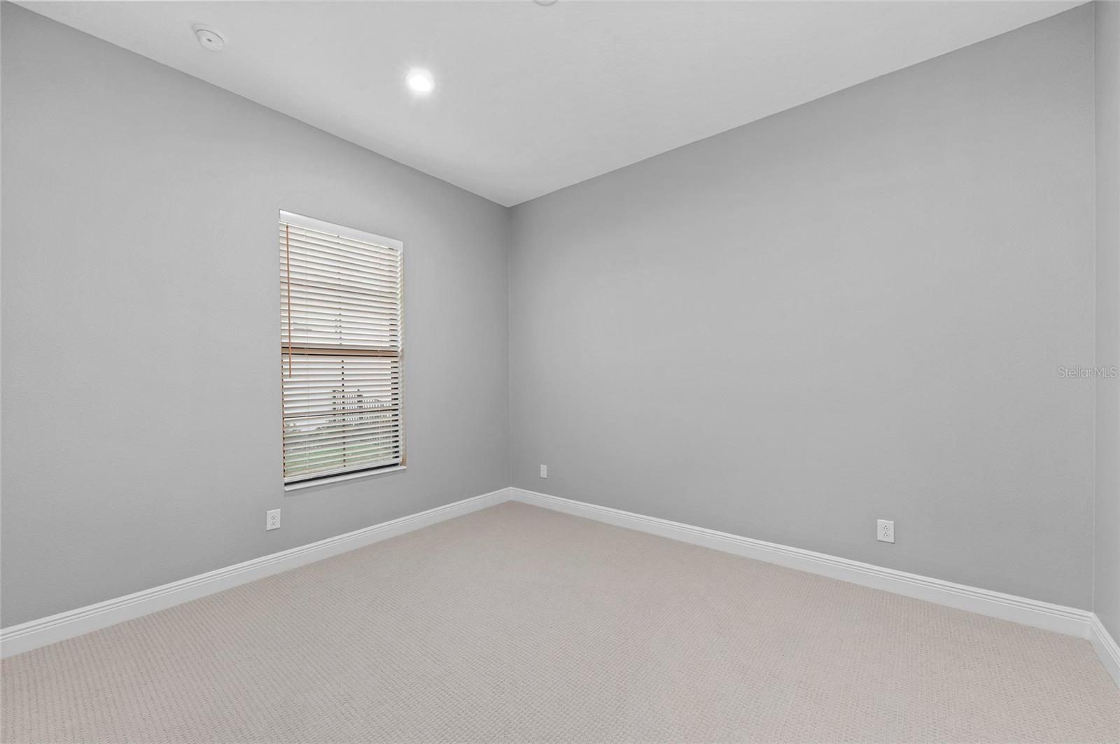 1702 4th St E St E Property Photo 47