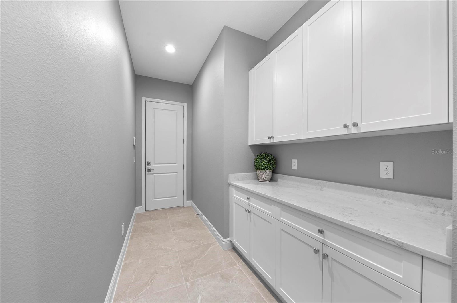 1702 4th St E St E Property Photo 50