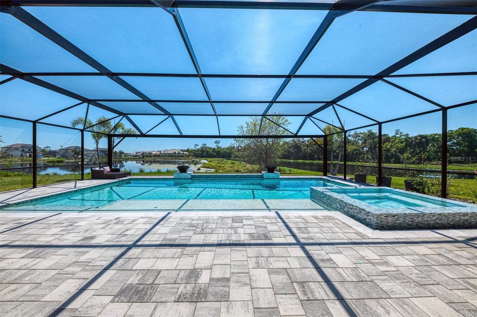 9487 Tequila Sunrise Dr Property Photo