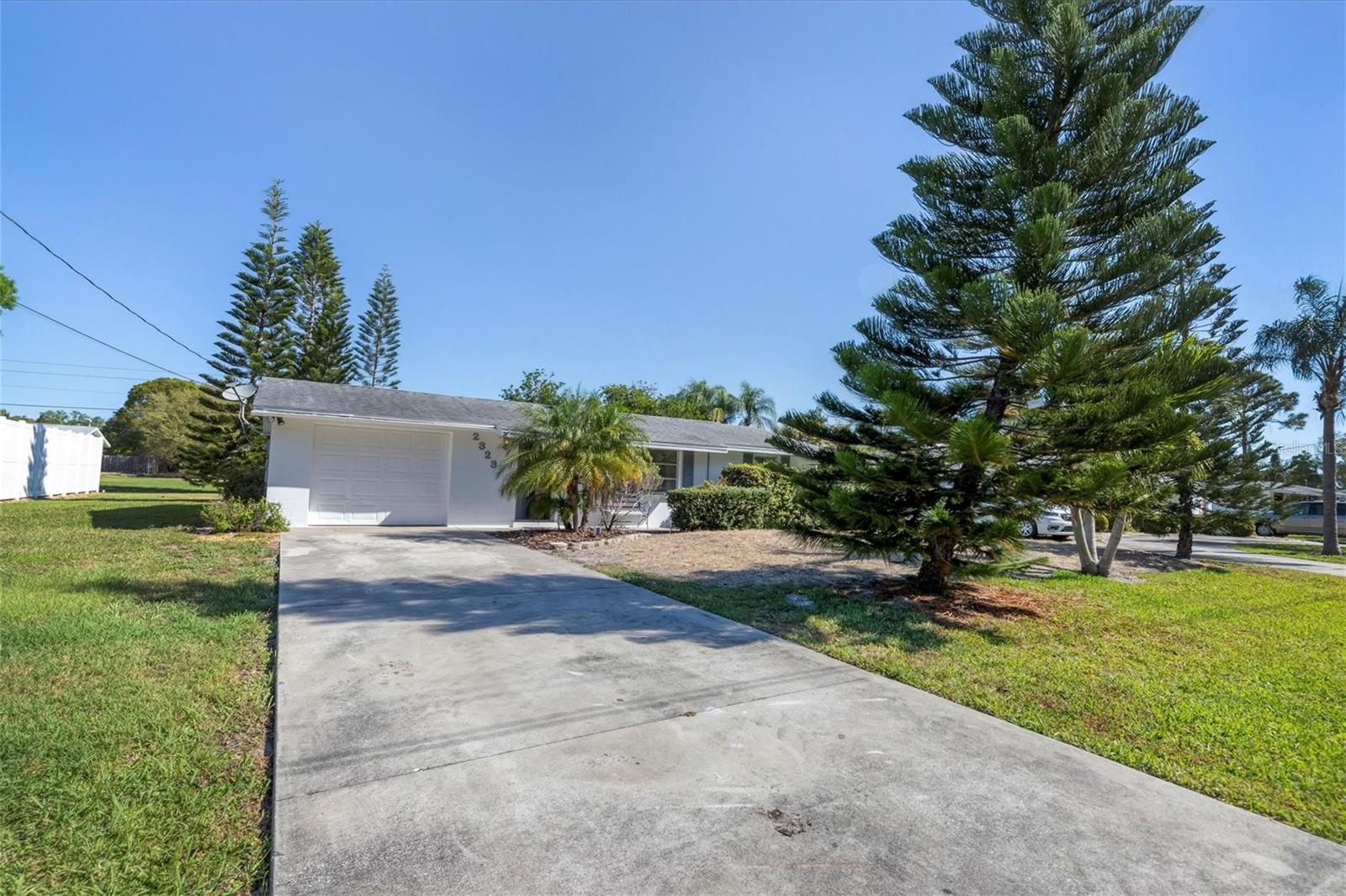 2323 Doud St Property Photo